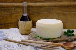 Formaggio Pecorino Classico | LA PORTA dei PARCHI - Anversa degli Abruzzi (AQ)