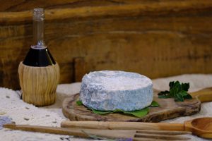 Formaggio CacioFiorello - LA PORTA dei PARCHI - Anversa degli Abruzzi (AQ)